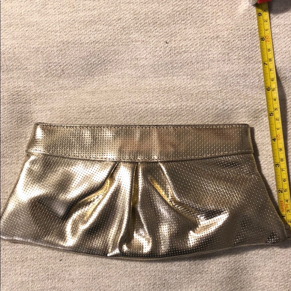 Lauren Merkin gold clutch - Picture 6 of 7